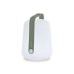 Kabellose Lampe mit Drucktaste und mind. 7 h Autonomie.