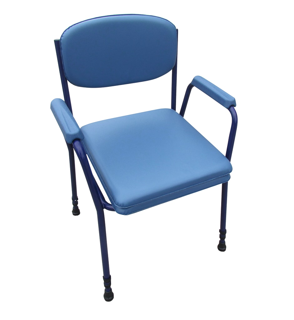 Höhenverstellbarer Toilettenstuhl mit praktischem Toiletteneinsatz für flexible Nutzung und einfache Reinigung.
␍ Bild 1