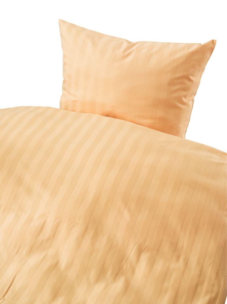 Bettbezug mit Bandstreifen, Hotelverschluss & Bogenabnähern. Elegant & praktisch – ideal für eine sichere Passform im täglichen Gebrauch. Bild 1