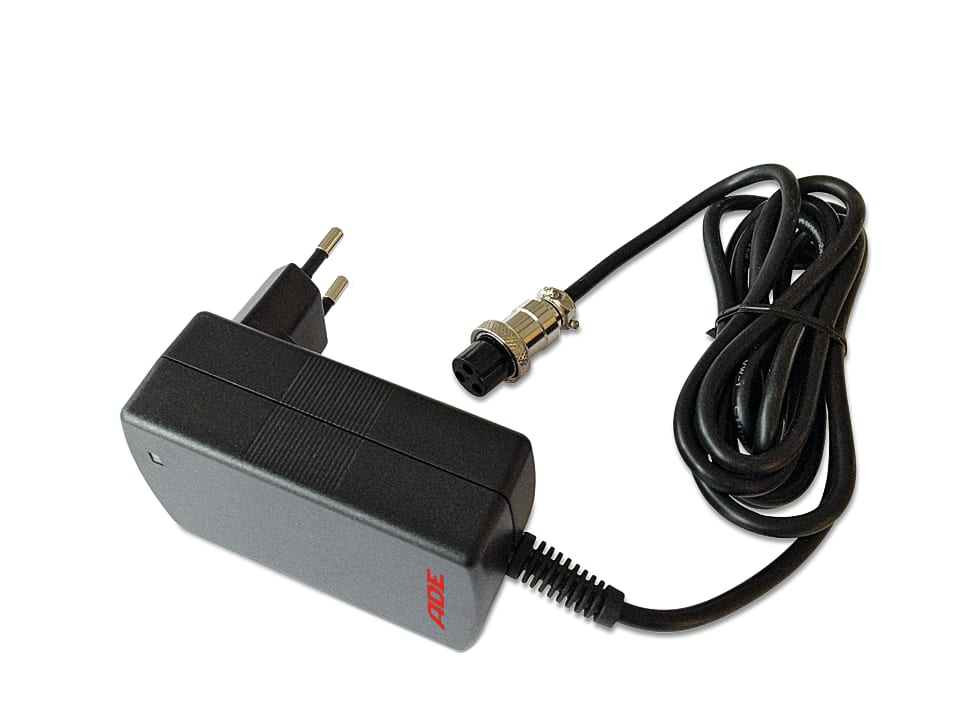 Ladegerät für Waage ADE zu Anzeigegerät MAK Bild 1