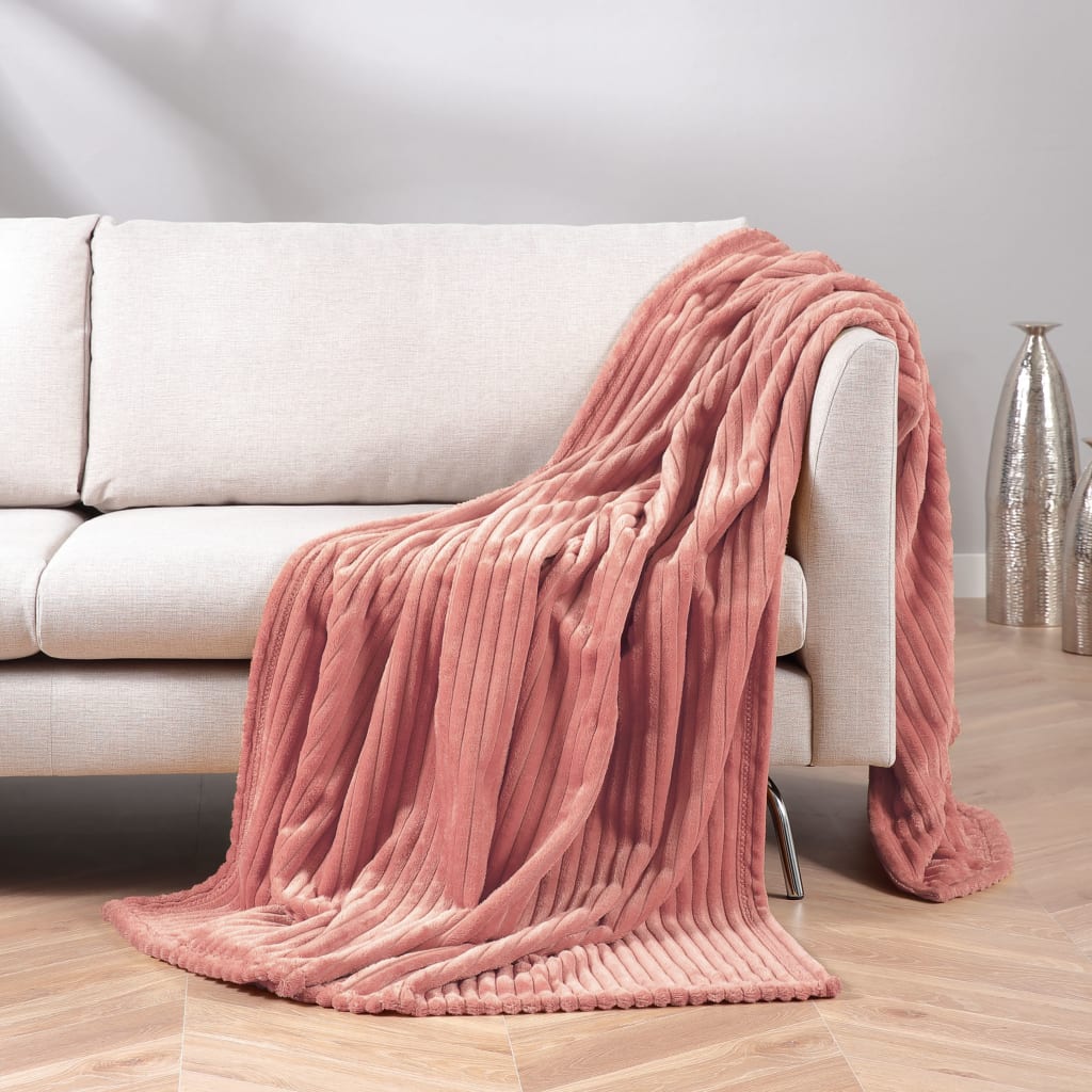Feincord Kuscheldecke mit eleganter Cordoptik – weich, warm & in verschiedenen Farben erhältlich. Ideal für gemütliche Momente in jeder Umgebung. Bild 1