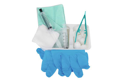 Katheter-Set ohne Gleitmittel bestehend aus 1 Plastikschale,  6 Schlinggazetupfer, 4 Mullkompressen, 1 Pinzette, blau.