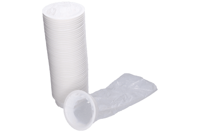 Hygienische Alternative zur Nierenschale, dabei wird der Öffnungsring als Mundstück benutzt.