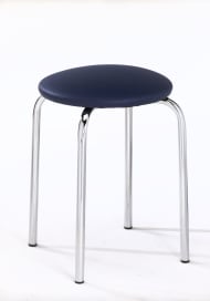 Praktischer Hocker mit Kunstledersitzfläche, Gestell verchromt.