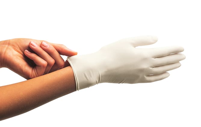 Die Vinyl Handschuhe sind für den einmaligen Gebrauch - sie sind besonders reißfest und geben ein sicheres Tastgefühl. Bild 2