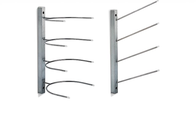 Edelstahlhalter für Wandmontage, inklusive Befestigungsmaterial. Geeignet für Steckbecken und Urinflaschen.
␍ Bild 1