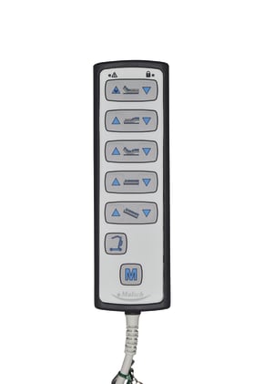 Der Handschalter für Pflegebett Malsch Impulse 400 hat 12 Tasten und eine Sperrfunktion.
␍ Bild 1