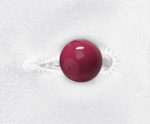 Robuste Kugelknöpfe aus Kunststoff für Kochjacken – individuell einsetzbar für professionellen Look und sicheren Halt in der Küche. Bild 1