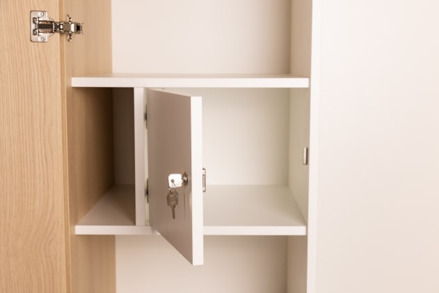 Kleiderwäscheschrank, B 100 x H200 x T60 cm, 2-türig Bild 3
